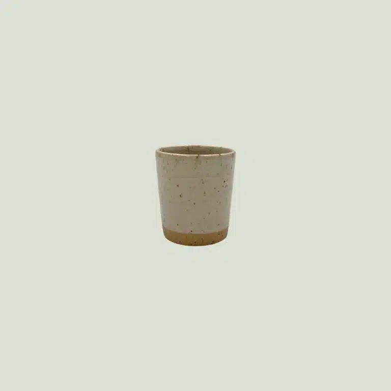Ø-kop Espresso fra Bornholms Keramikfabrik i farven 'Creamy White'