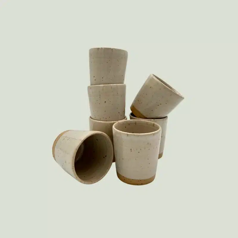 Espresso Ø-kopper fra Bornholms Keramikfabrik i farven 'Creamy White'