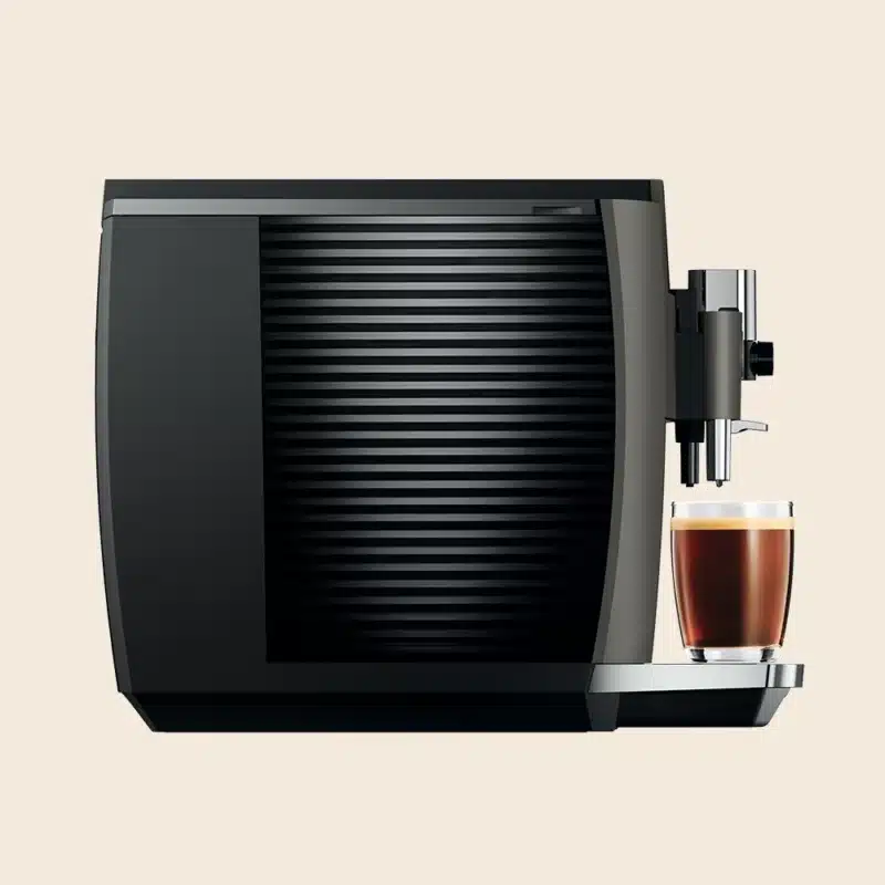 Højre side med vandtanken på Jura E8 (EC) Dark Inox espressomaskine